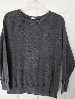 Hello Nite Waffle Knit Star Appliqué Pullover Sweatshirt - Charcoal